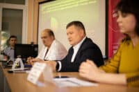 Директорові Полтавської обласної лікарні продовжили контракт