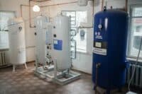Дві лікарні Полтавщини мають встановити закуплені державною кисневі станції, інакше їх віддадуть іншим закладам