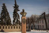 На Полтавщині демонтували пам’ятник російському генералові Третяку