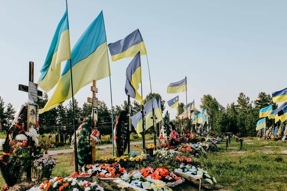Алея героїв у Затуриному
