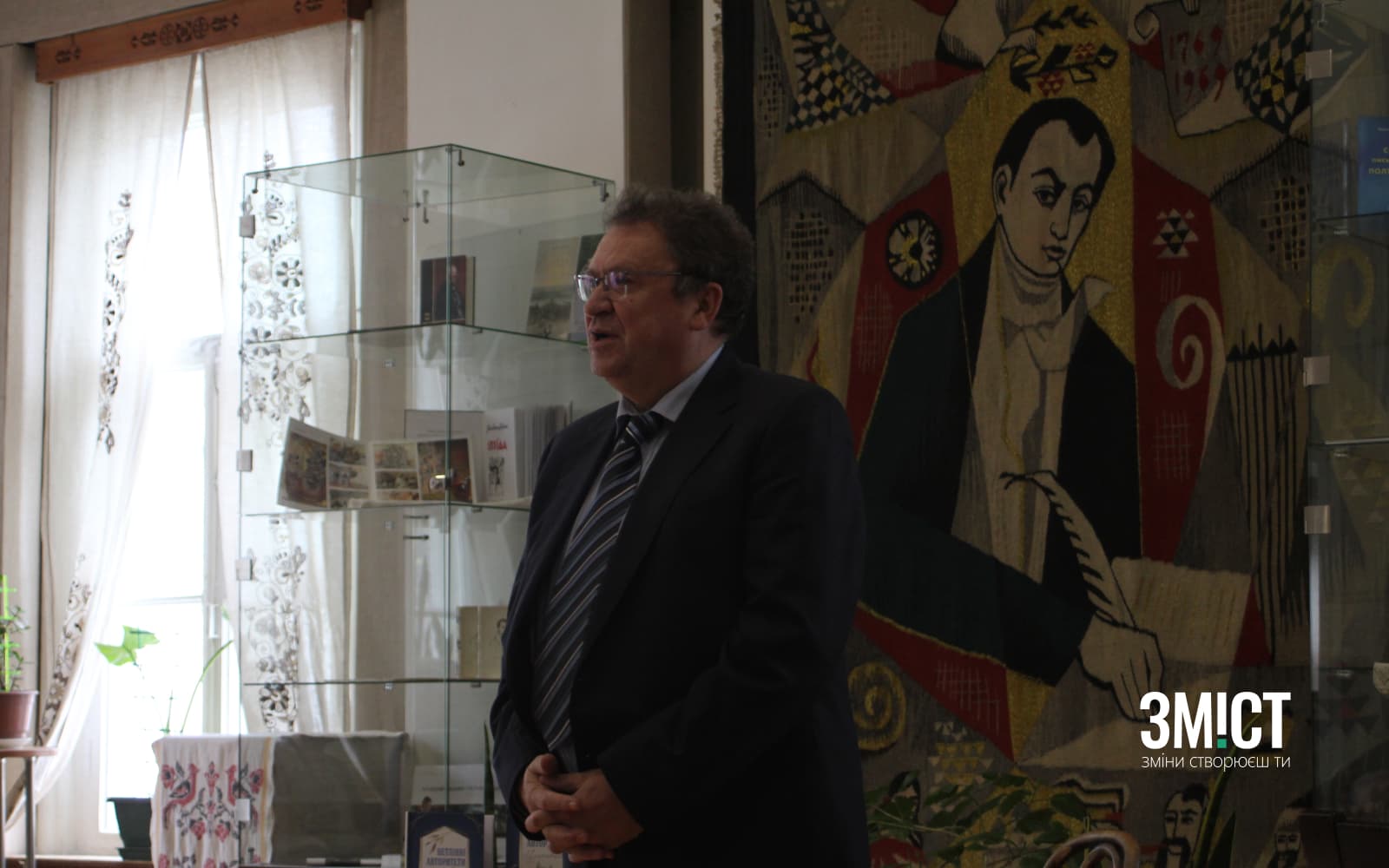 Віталій Закладний на презентації книги