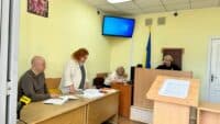 Підозрюваному в розтраті бюджету Полтави Ігорю Скорику послабили запобіжний захід, але відмовили в угоді