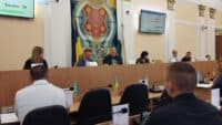 Останнє засідання виконавчого комітету в Полтаві під головуванням Андрія Карпова: проголосовані рішення і суперечка з «Рідним містом»