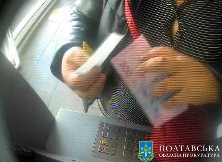 Злочинна група з Полтавщини заробляла на продажі авто