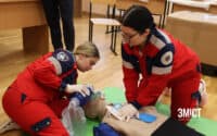 30 фото з симуляційного центру для тренування лікарів у Полтаві 