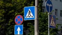 За майже 2 мільйони гривень у Полтаві хочуть встановити понад 300 дорожніх знаків