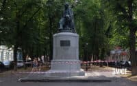 Основу пам’ятника Гоголю у Полтаві ремонтують за майже 200 тисяч гривень