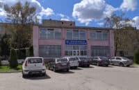 Для укриття першої міської лікарні Полтави замовляють встановлення генератора