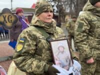 Громада на Полтавщині в жалобі: воїн Ярослав Манженко повернувся на щиті (ФOТО)