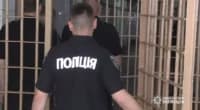 Після обшуків двох працівників поліції Полтавщини відсторонили від роботи