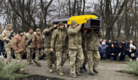 11 днів медики боролися за життя молодого воїна: Полтавщина провела у вічність Владислава Лозинського