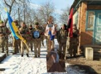 «У 6 років залишився без рідних». На Полтавщині поховали загиблого в бою на сході воїна