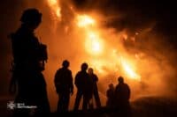 Ворожий удар по промисловості Полтавщини: ДСНС ліквідували масштабну пожежу