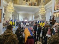 Молодого полеглого воїна зустріла Полтава (ФОТО)