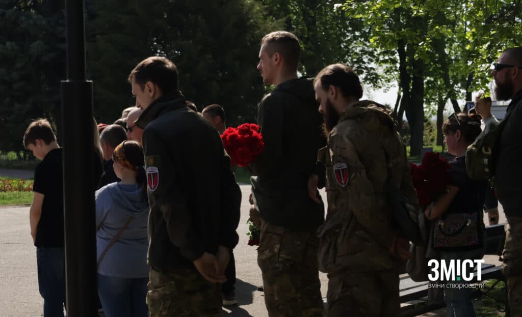 Прощання після нічного обстрілу Полтави: двоє захисників повернулися на щиті (ФОТО)