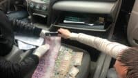 Суд заарештував 29 тисяч доларів, які знайшли у фігуранта справи про махінації з відстрочками в Полтаві