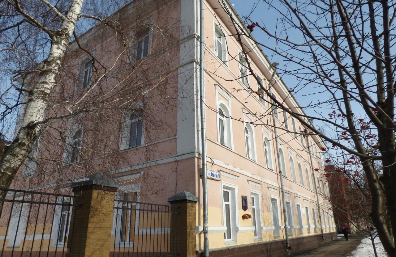 Будівля гімназії Ахшарумової-Бєльської