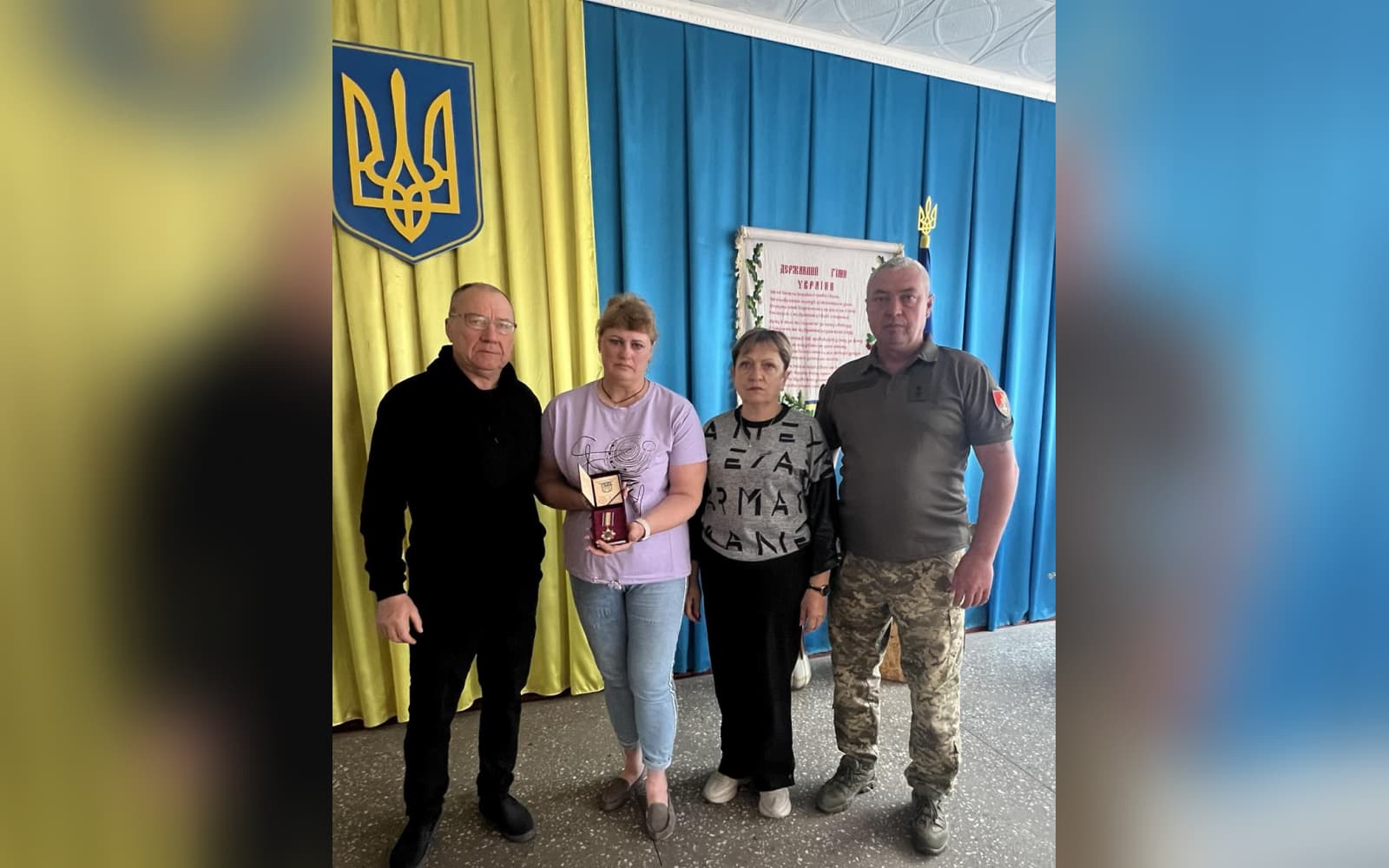 Родина воїна отримала його посмертну нагороду