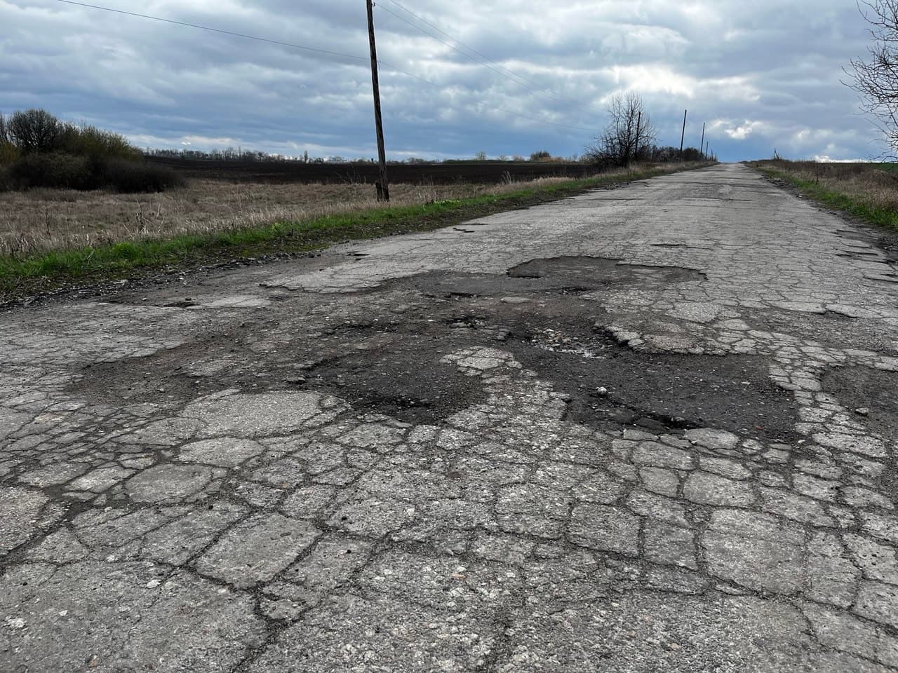 Ілюстративне фото. Дорога в одному зі старостатів Полтавської громади