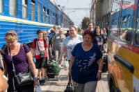 Переселенці виїжджають з Полтавщини
