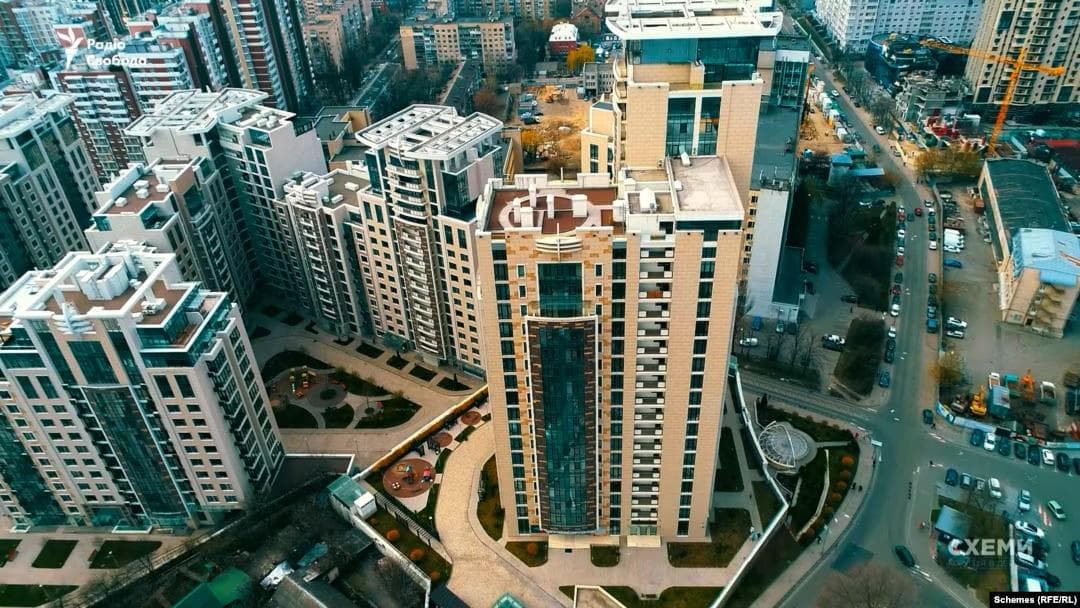 Багатоповерхівка, де Комар викупив апартаменти