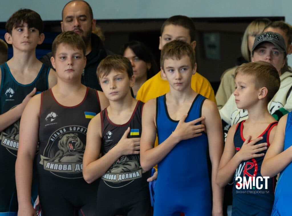 Вільна боротьба у Полтаві: фоторепортаж зі змагань на честь Дмитра Семки та Артема Шанди (ФОТО)
