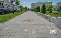 Перекладання плитки у центрі Полтави прокоментували комунальники