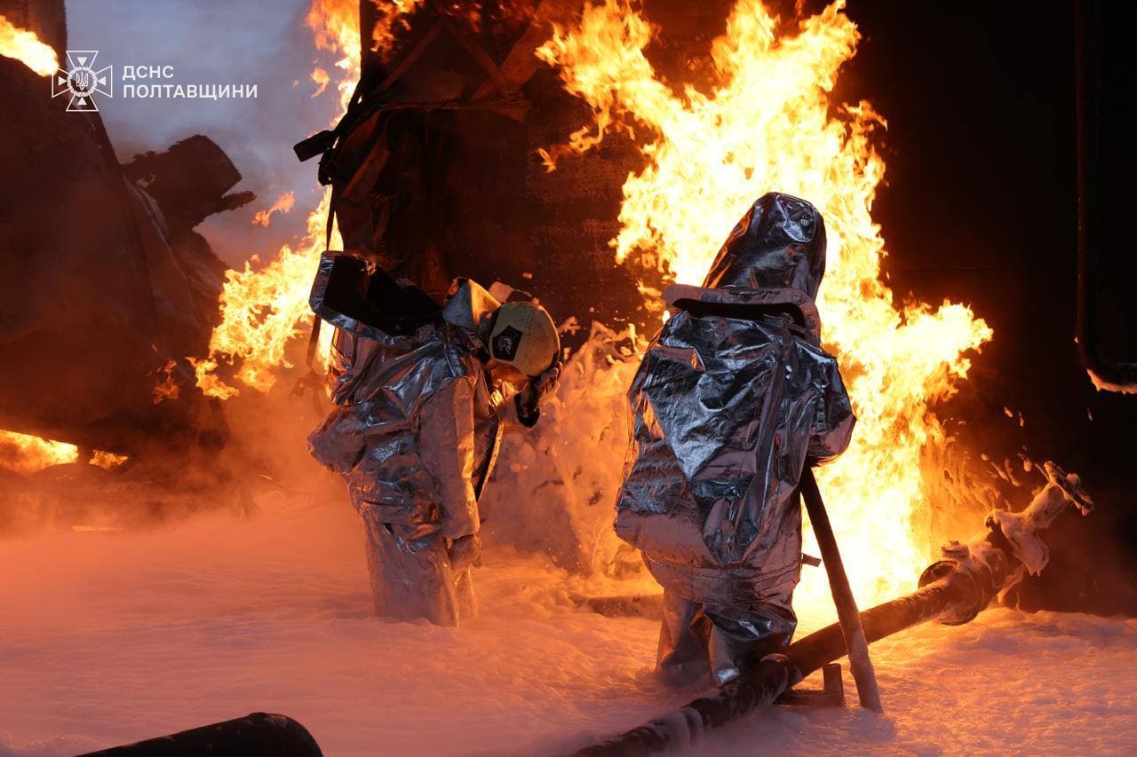 Надзвичайники ліквідовують наслідки обсстрілів Полтавщини 22 жовтня