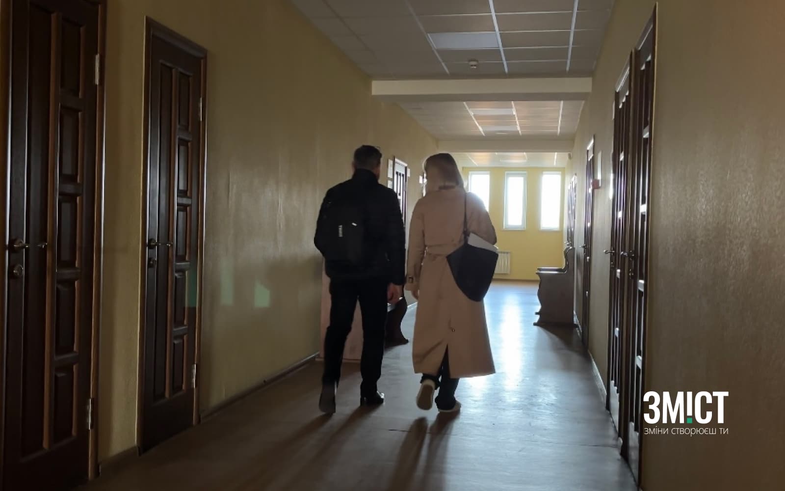 Світло вимкнули, а суддя пішла у відпустку: як у Києві судять доньку Олександра Мамая
