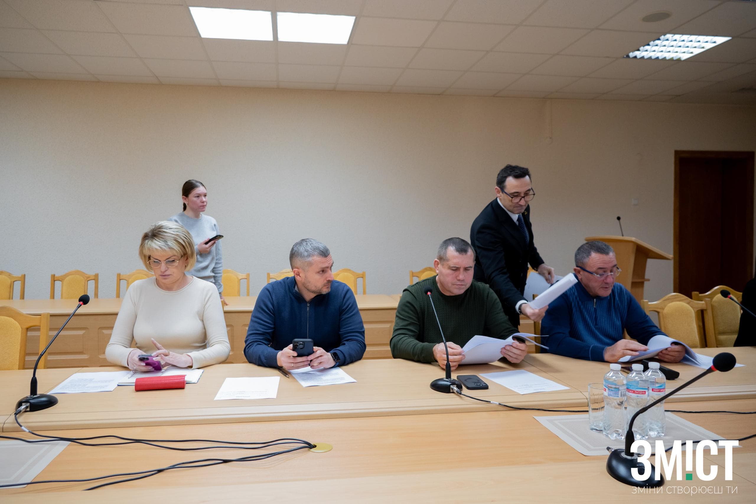 Депутати Полтавської обласної ради проти підписання бюдежту головою ОВА