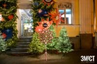 Полтавські заклади прикрасили свої фасади до свят (ФОТО)