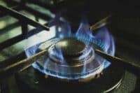 «Полтавагаз» радить не використовувати плиту та цеглу для обігріву