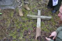 Від лісової знахідки до музейної реліквії: історія одного хреста з 1933 року