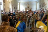 Полтава прощалася з капітаном поліції Валентином Журбою та солдатом Іваном Вербичем (ФОТО)