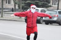Crazy Santa Challenge: у Полтаві влаштували ранковий забіг 1 січня