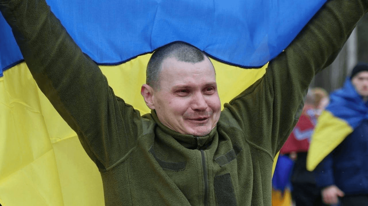 Повернений з полону воїн