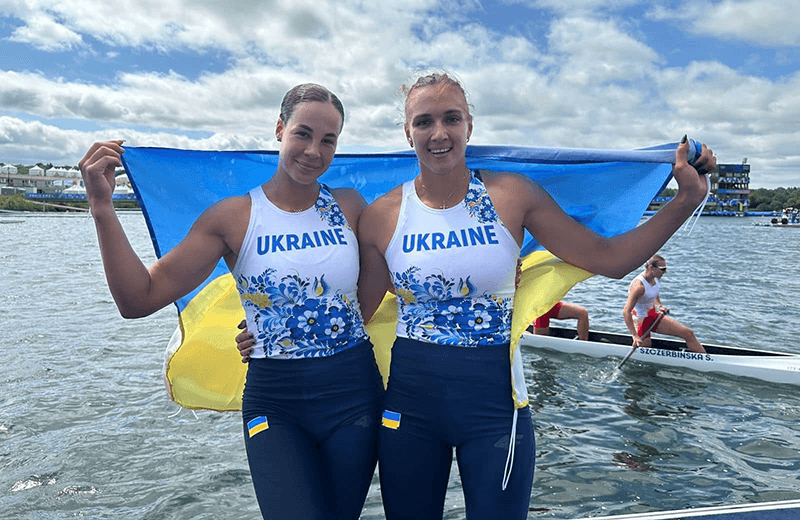 Людмила Лузан та Анастасія Рибачок