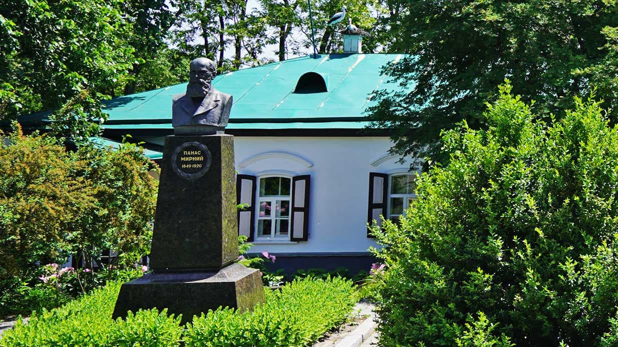 Театралізована пішохідна екскурсія містом