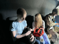 До Полтавщини з Нікополя евакуювали родину (ФОТО)