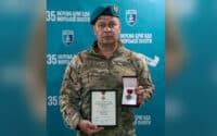 Мріяв бути військовим з дитинства: морпіха з Полтавщини нагородили за мужність