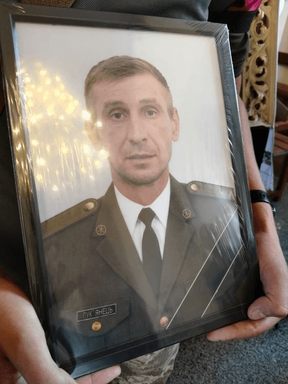 Полтава попрощалася з трьома захисниками які ві...
