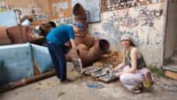 У Полтаві активісти врятували від знищення модерністське панно відомого кераміста