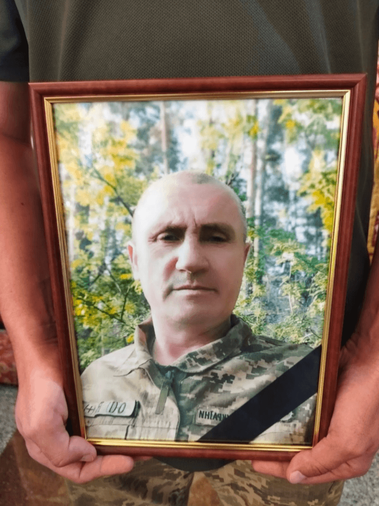 Чотирьох захисників провели в останню путь у По...