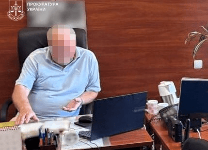 Директора 3-ї лікарні Полтави підозрюють у хабарництві 