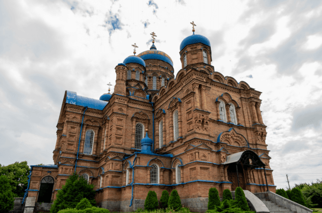 Від козацького трофея до таємниць підземель. Невідома історія собору під Полтавою