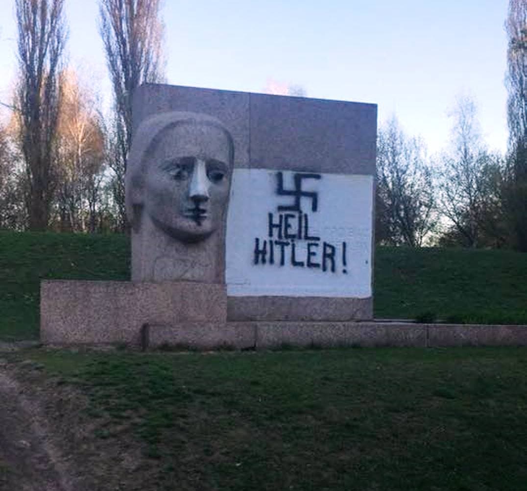 7zfLKj43imfsZRRc