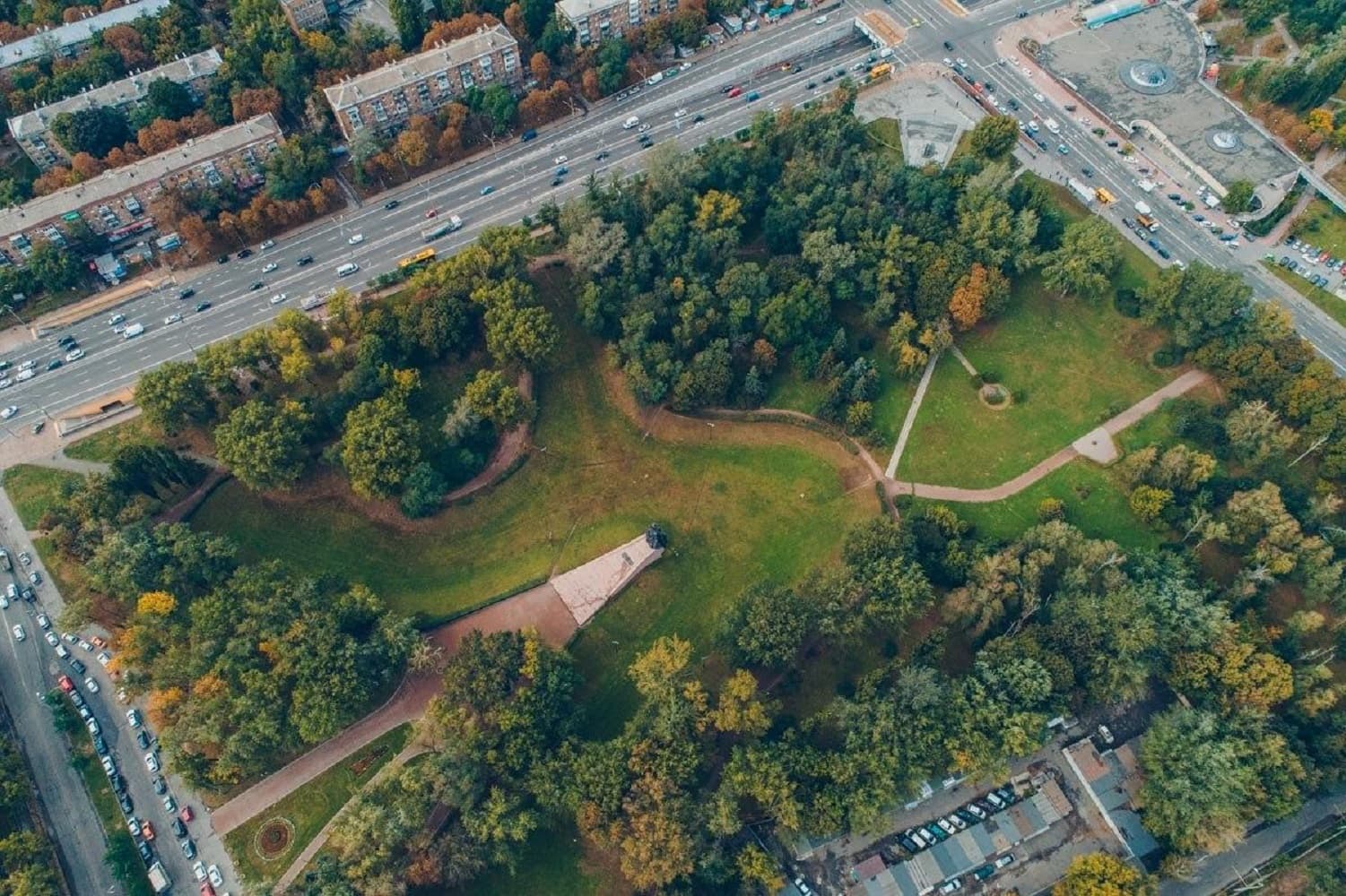 Місце масових розстрілів у Бабиному Яру (Фото – Сергій Бумер, Андрій Шматов, kiev.informator.ua)