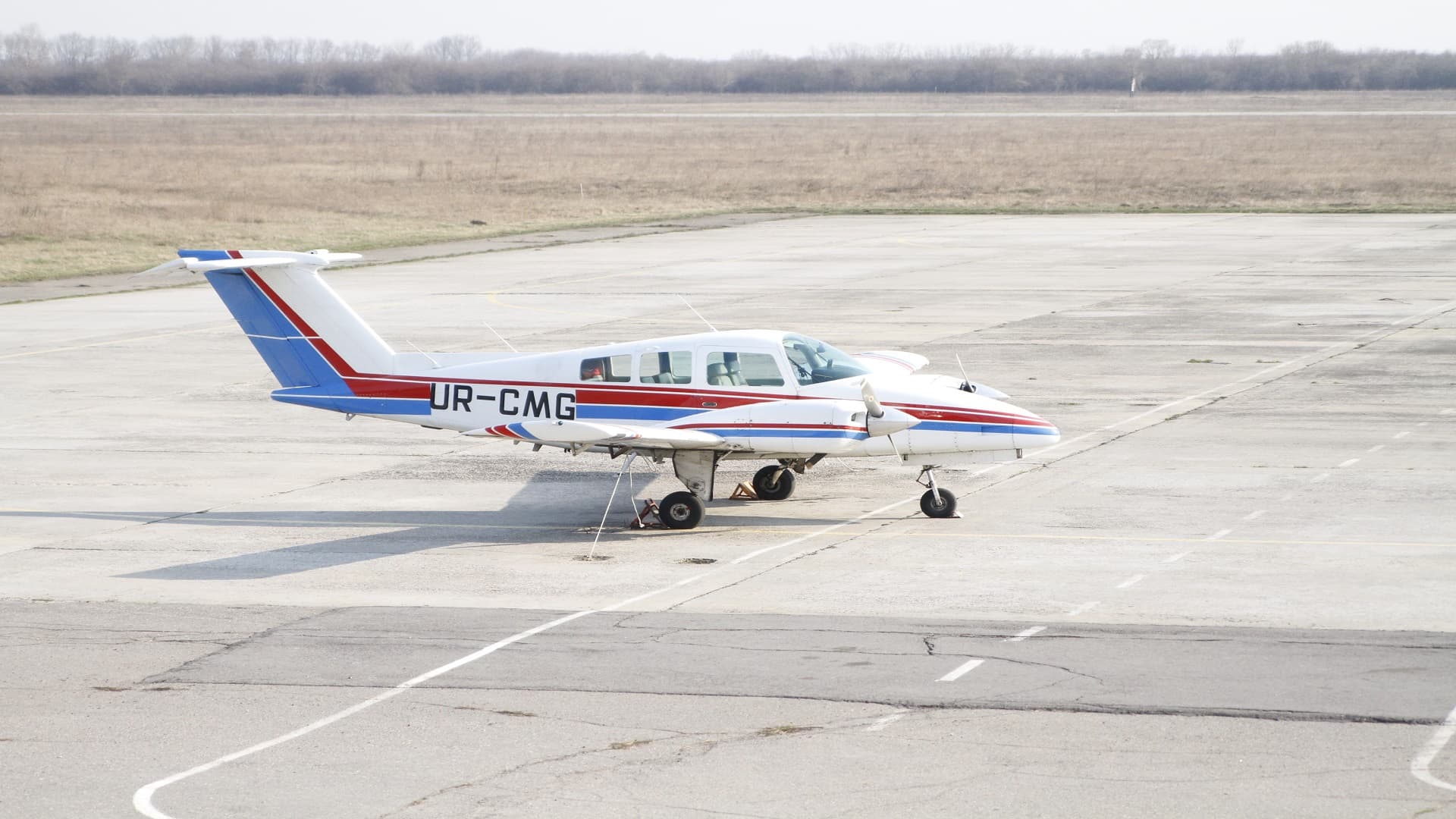 Полтавському аеропорту потрібна реконструкція злітно-посадкової смуги або будівництво нової