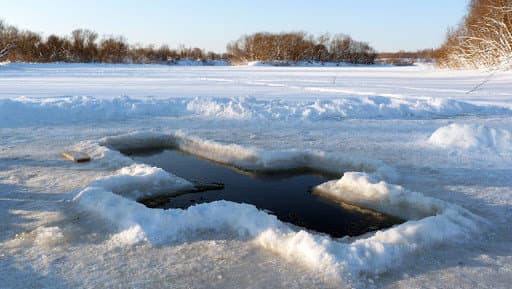 Водохреще: як безпечно купатися на полтавських водоймах