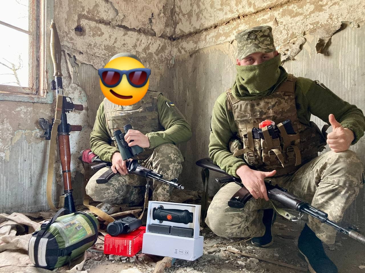 Полтавські волонетри передали бійцям обладнання
